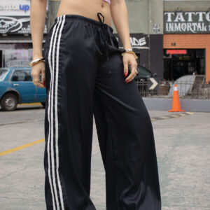 BUZO CORA - NEGRO